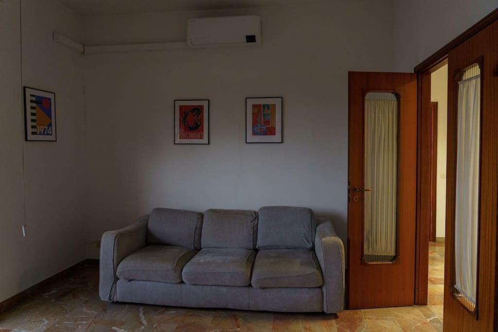 Appartement Fanciful 2-Br Outside Ztl à Florence Extérieur photo